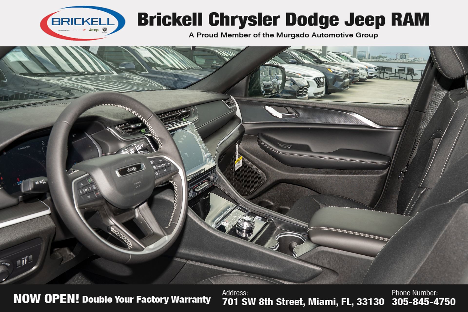 New 2025 Jeep Grand Cherokee L Laredo image 15