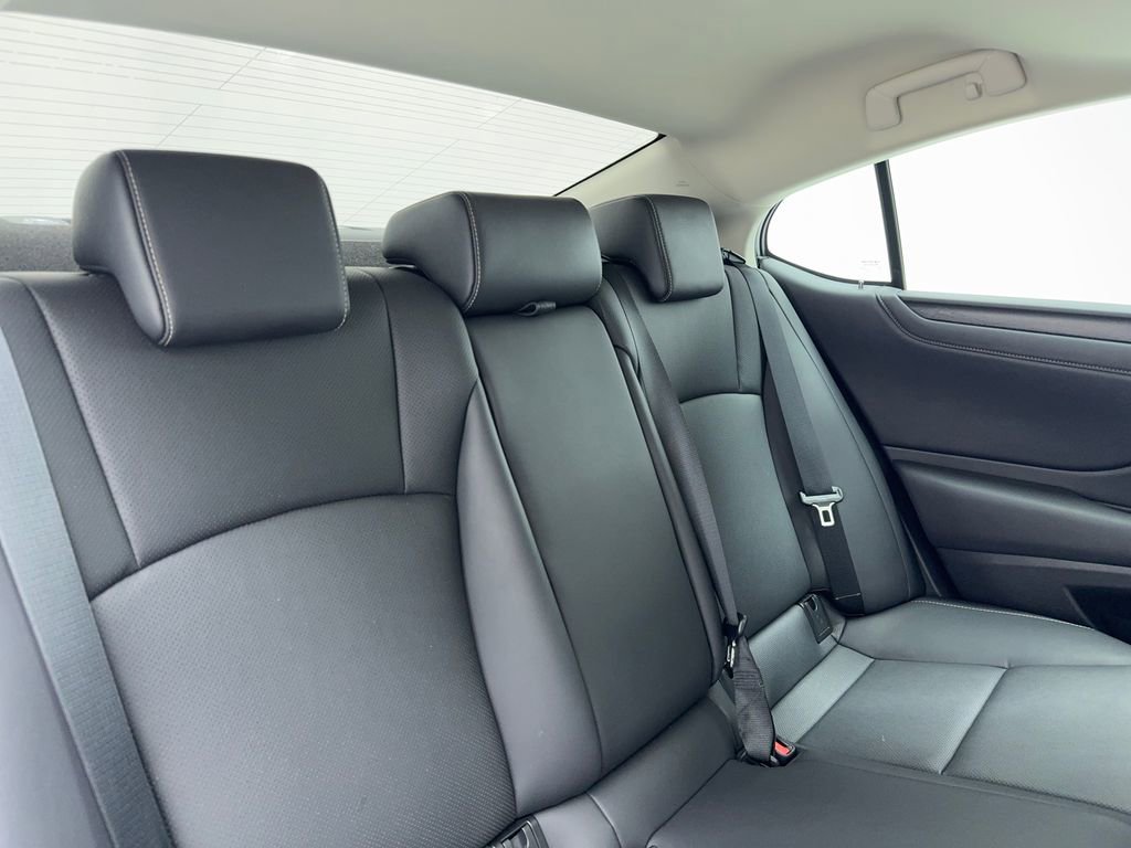 Used 2023 Lexus ES 350 w/ Premium Package FWD image 45