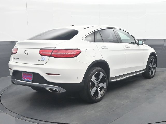 Used 2019 Mercedes-Benz GLC 300 4MATIC Coupe image 7