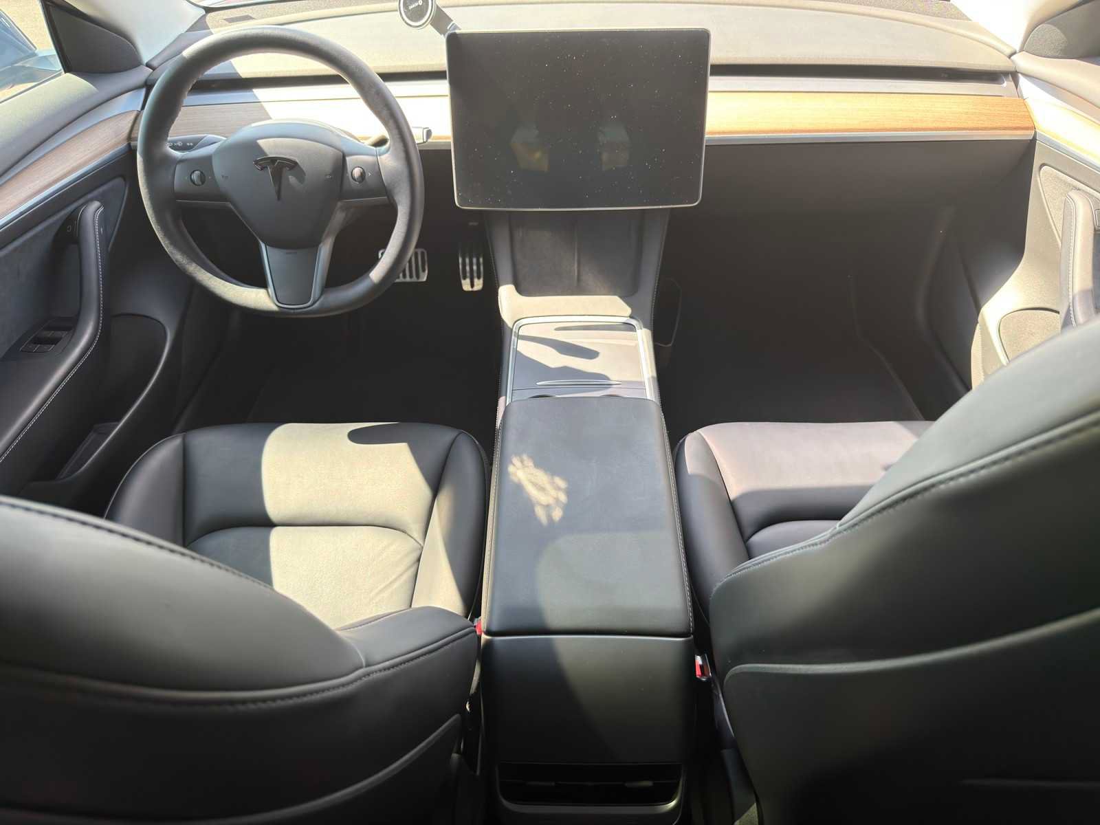 Used 2022 Tesla Model 3 Long Range AWD/4WD image 24