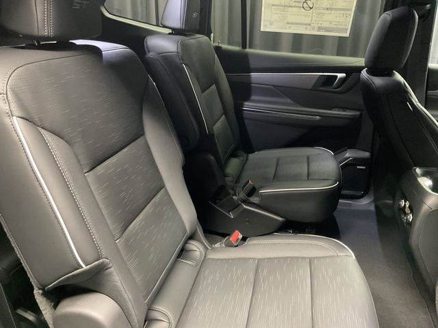 New 2026 Buick Enclave Sport Touring w/ Power Package AWD/4WD image 18