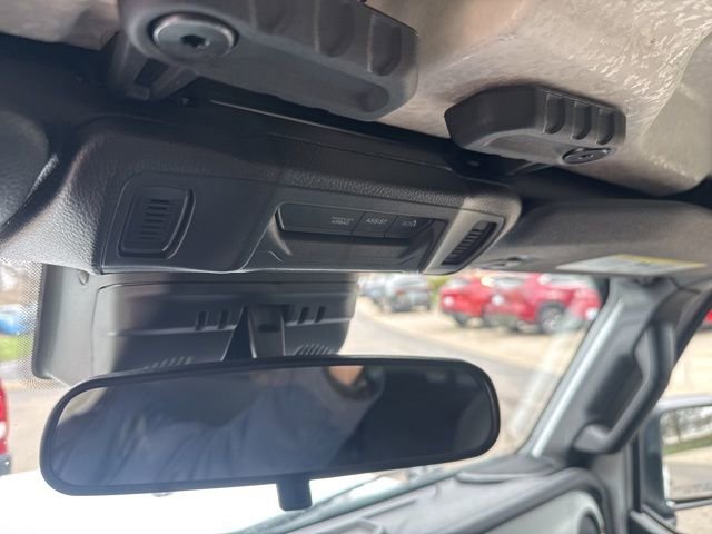 Used 2024 Jeep Gladiator Willys image 23