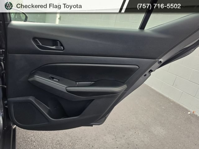 Used 2025 Nissan Altima 2.5 SV FWD image 28