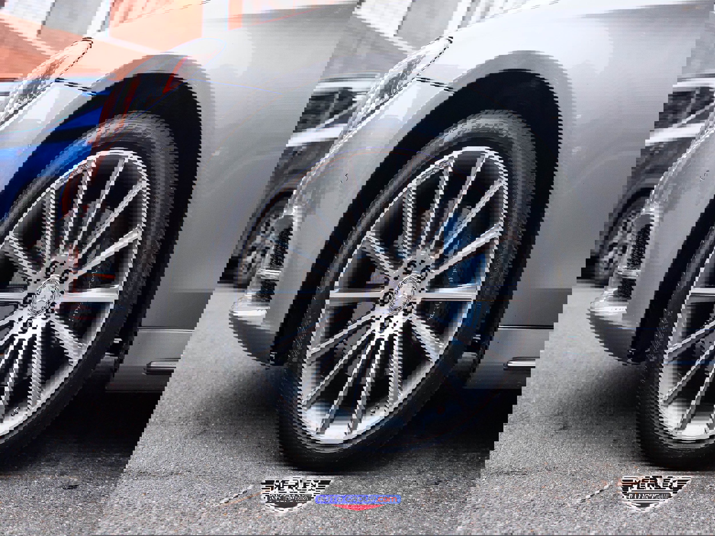 Used 2015 Mercedes-Benz S 550 Sedan w/ Sport Package w/ Sport Package image 9