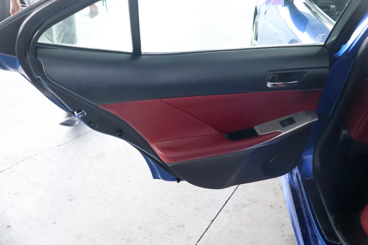 Used 2016 Lexus IS 350 w/ F Sport Package RWD image 31