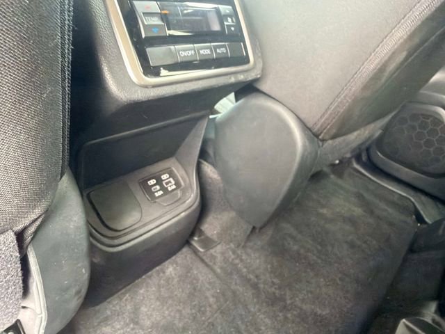 Used 2024 Subaru Ascent Premium AWD/4WD image 16