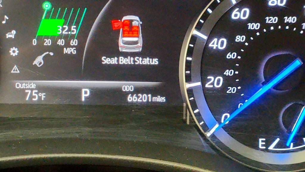 Used 2020 Toyota Highlander XLE FWD image 15
