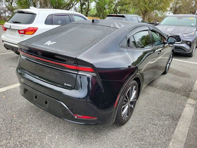 Used 2024 Toyota Prius Limited image 4
