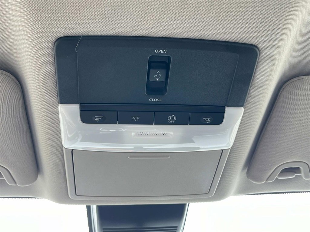 New 2025 Nissan Altima 2.5 SV w/ SV Premium Package image 31