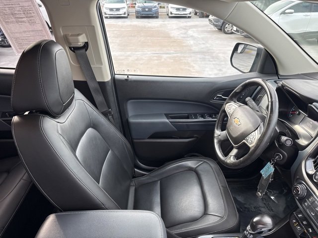 Used 2022 Chevrolet Colorado Z71 w/ Z71 Midnight Edition image 11