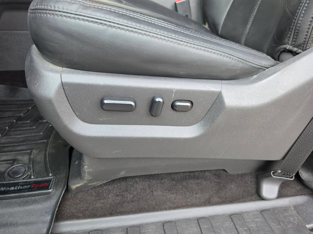 Used 2015 Ford F250 Platinum AWD/4WD image 18