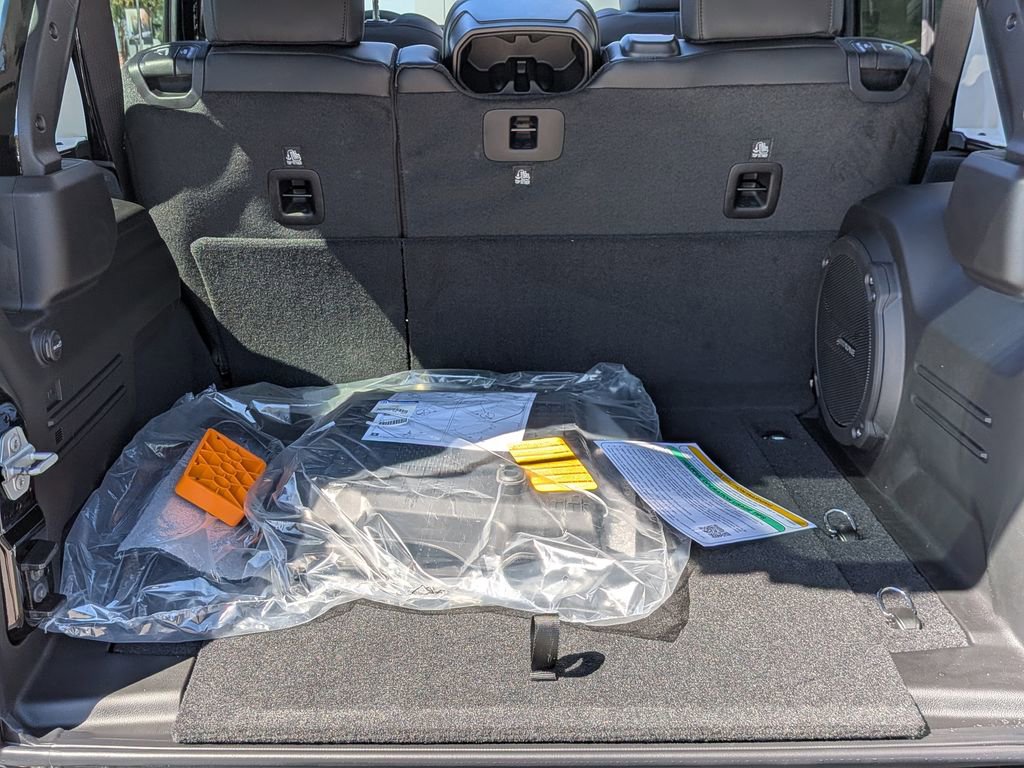 New 2026 Jeep Wrangler Unlimited Rubicon image 8