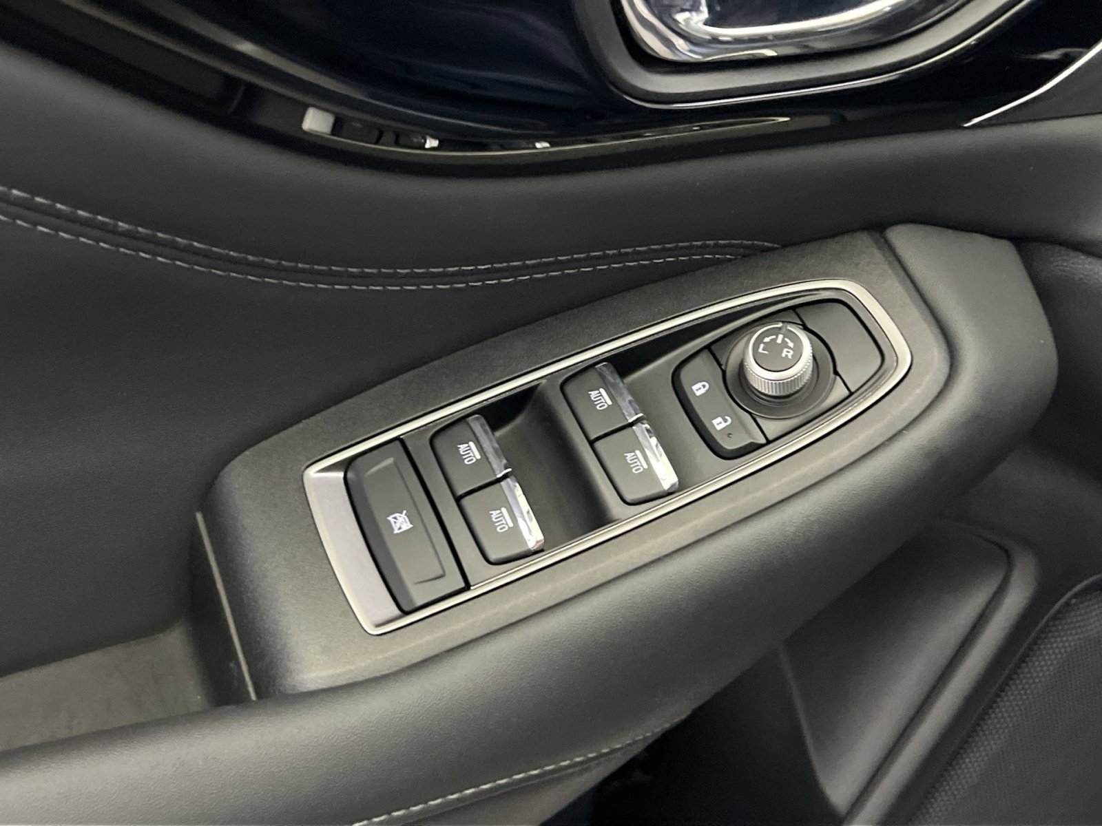 Used 2022 Subaru Outback Limited image 13