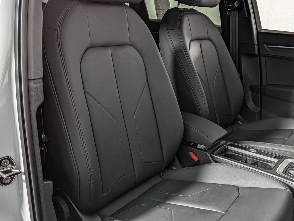 Used 2020 Audi Q3 2.0T Premium w/ Convenience Package image 23