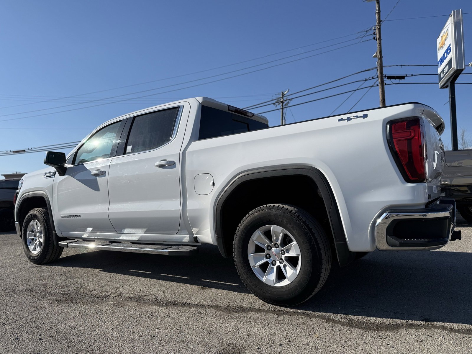 Used 2019 GMC Sierra 1500 SLE w/ SLE Value Package image 7