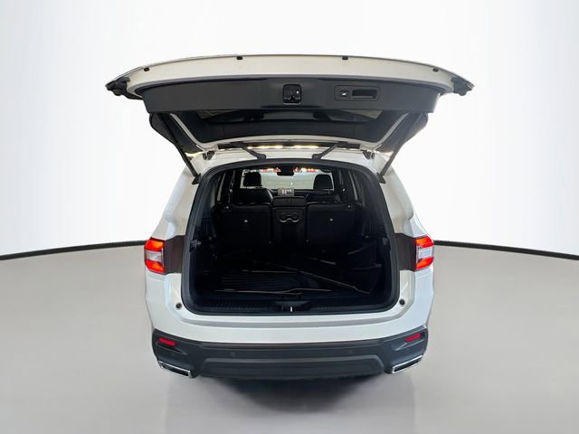 Used 2025 Honda Pilot Black Edition image 29