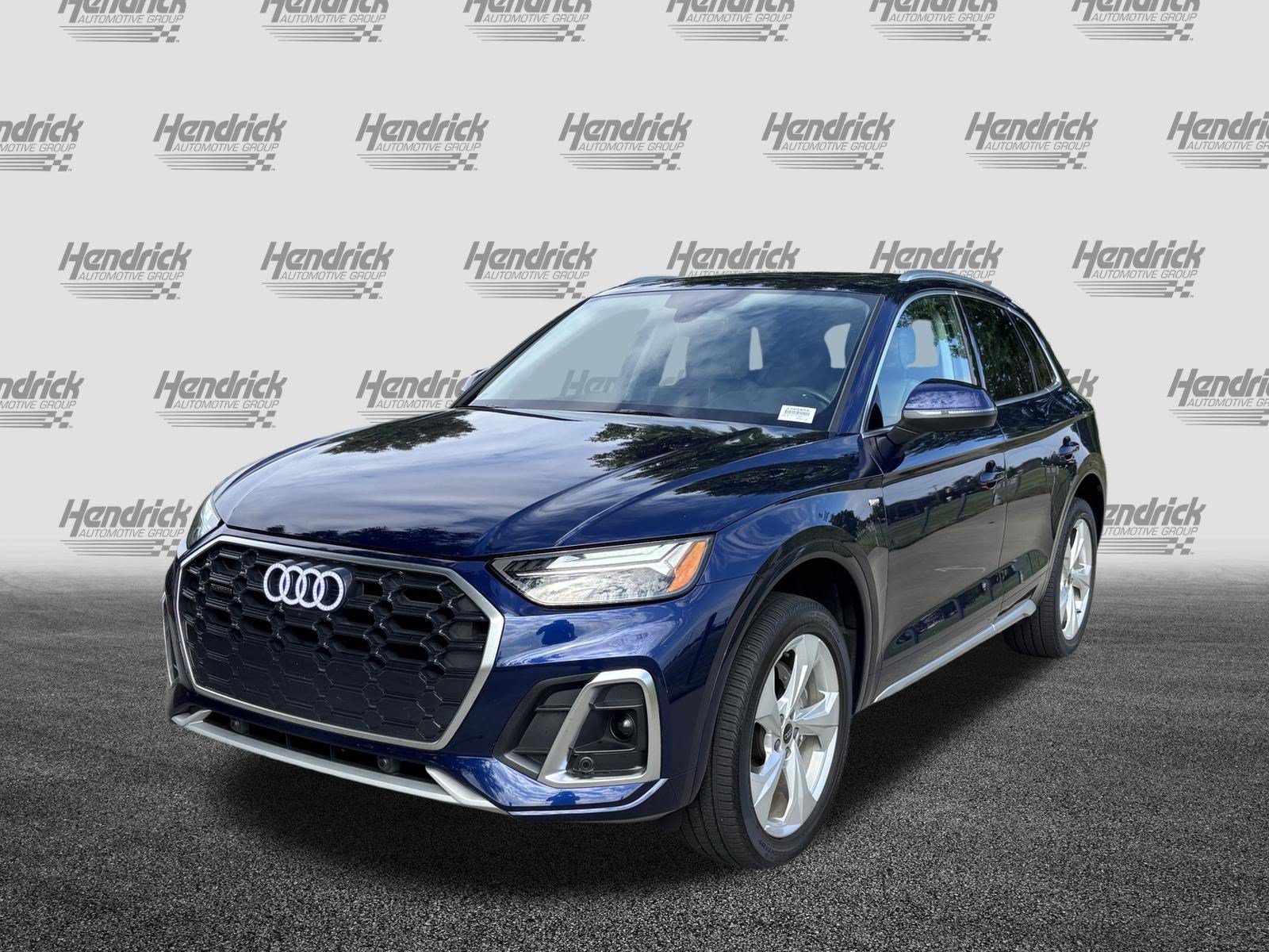Used 2025 Audi Q5 2.0T Premium Plus w/ Premium Plus Package AWD/4WD image 5