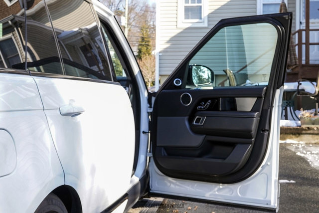 Used 2020 Land Rover Range Rover Long Wheelbase HSE image 29