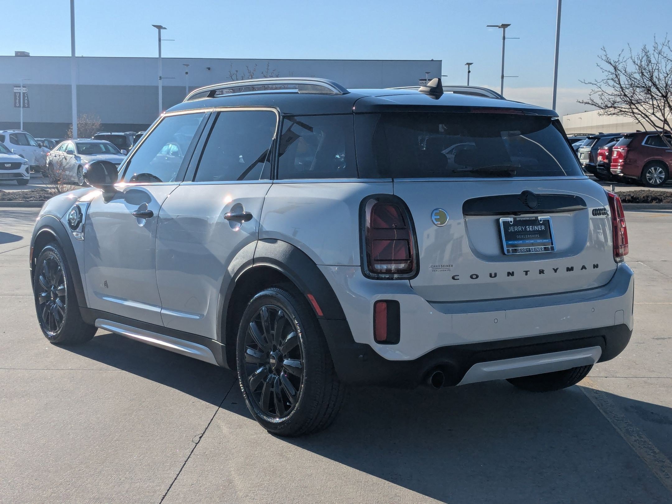 Used 2022 MINI Cooper Countryman SE w/ Premium Package image 4