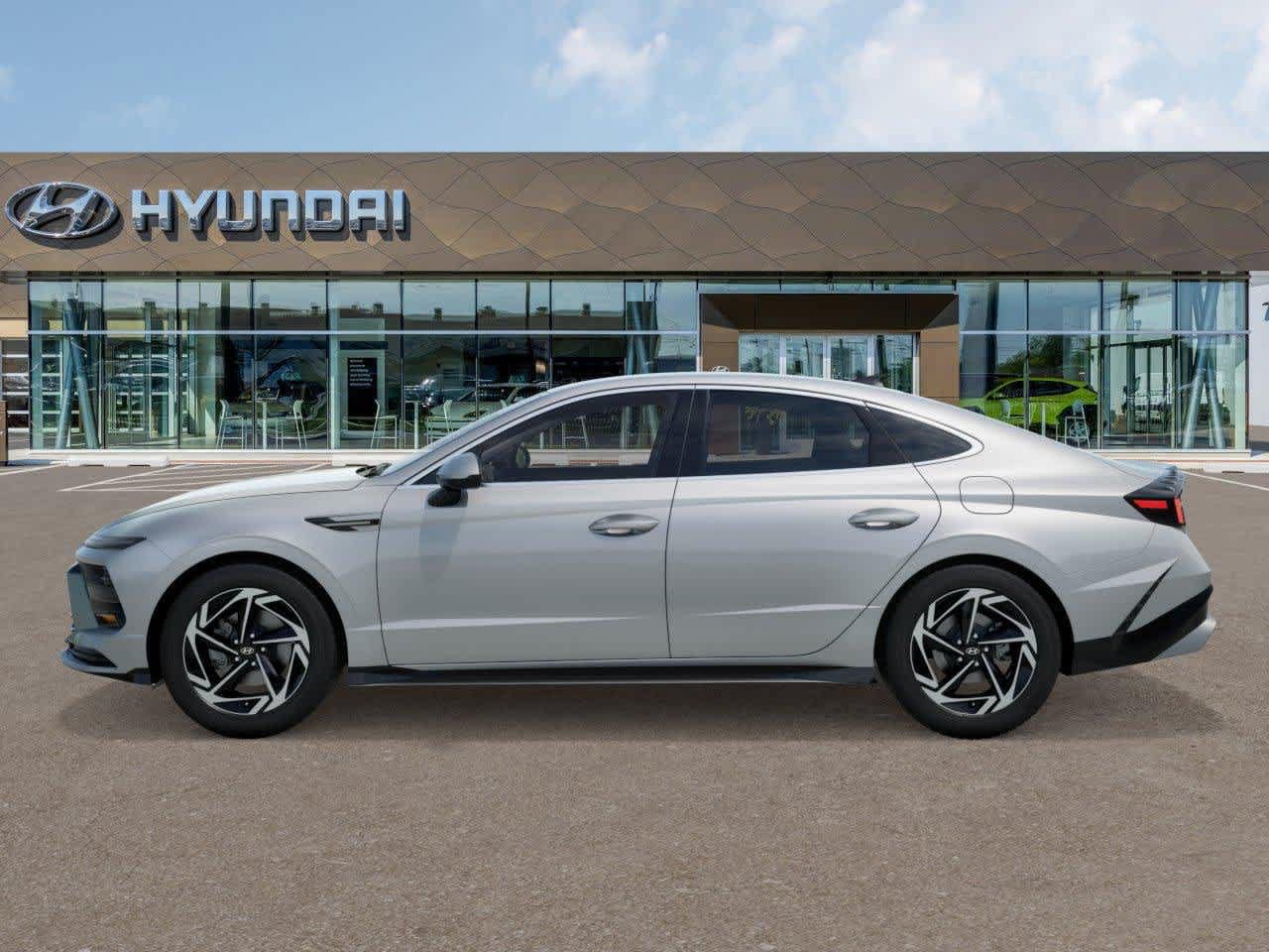 Used 2026 Hyundai Sonata SEL FWD image 3