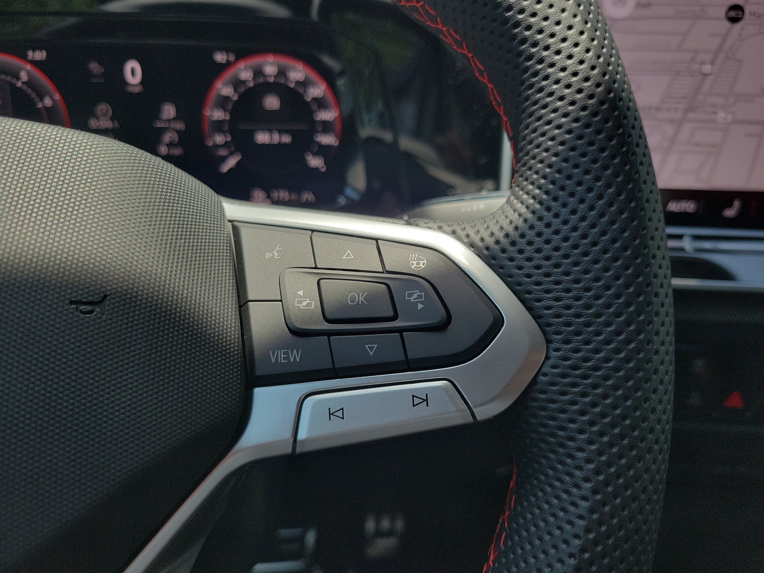 New 2026 Volkswagen GTI SE FWD image 27