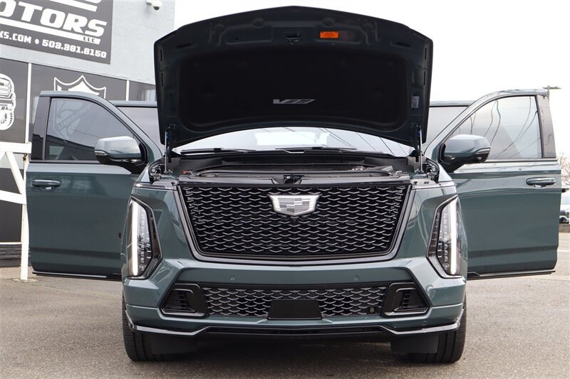 Used 2026 Cadillac Escalade V w/ LPO, ONYX Package AWD/4WD image 43