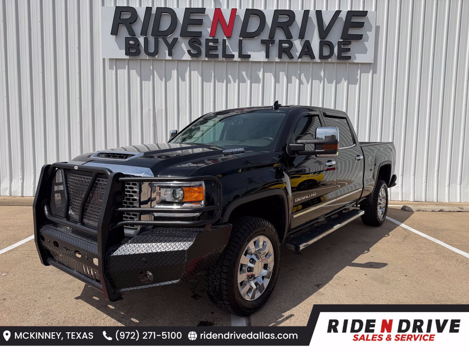 Used 2017 GMC Sierra 2500 Denali w/ Duramax Plus Package