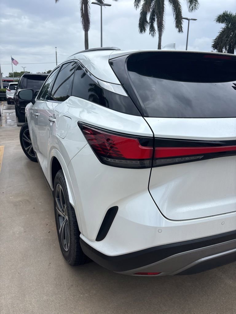 Used 2024 Lexus RX 350 Premium w/ Accessory Package (Z1) FWD image 8
