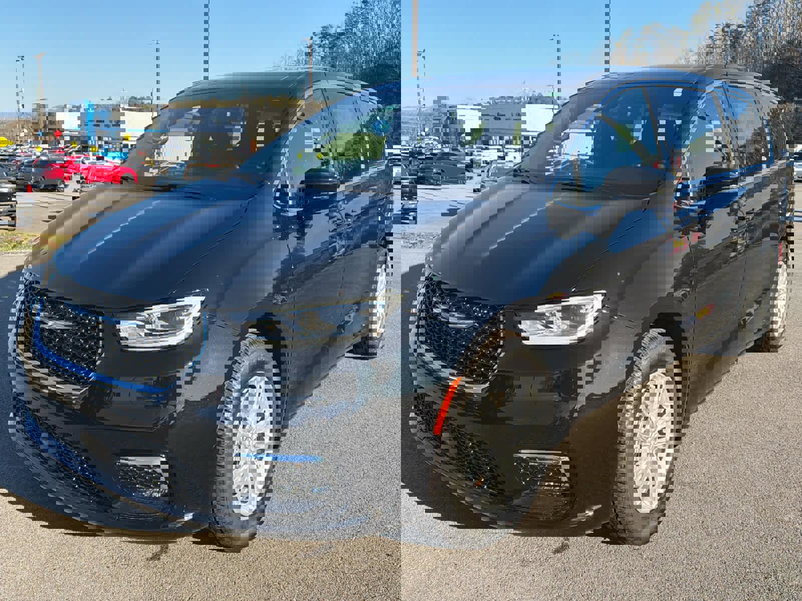 New 2026 Chrysler Pacifica Select image 1