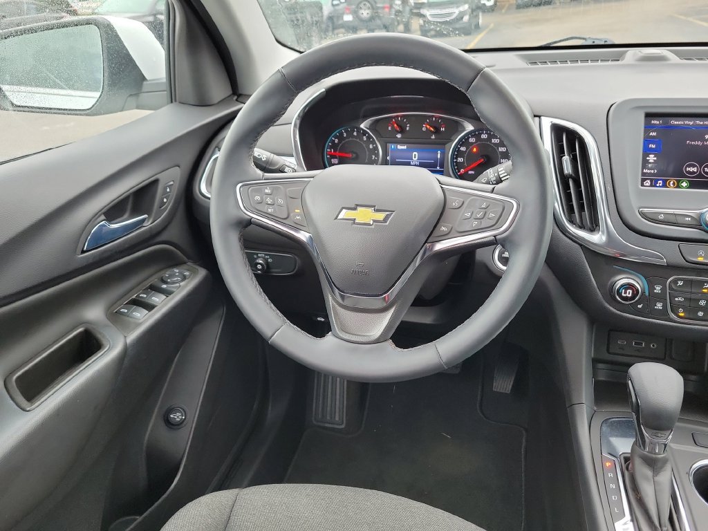 Used 2024 Chevrolet Equinox LT FWD image 15