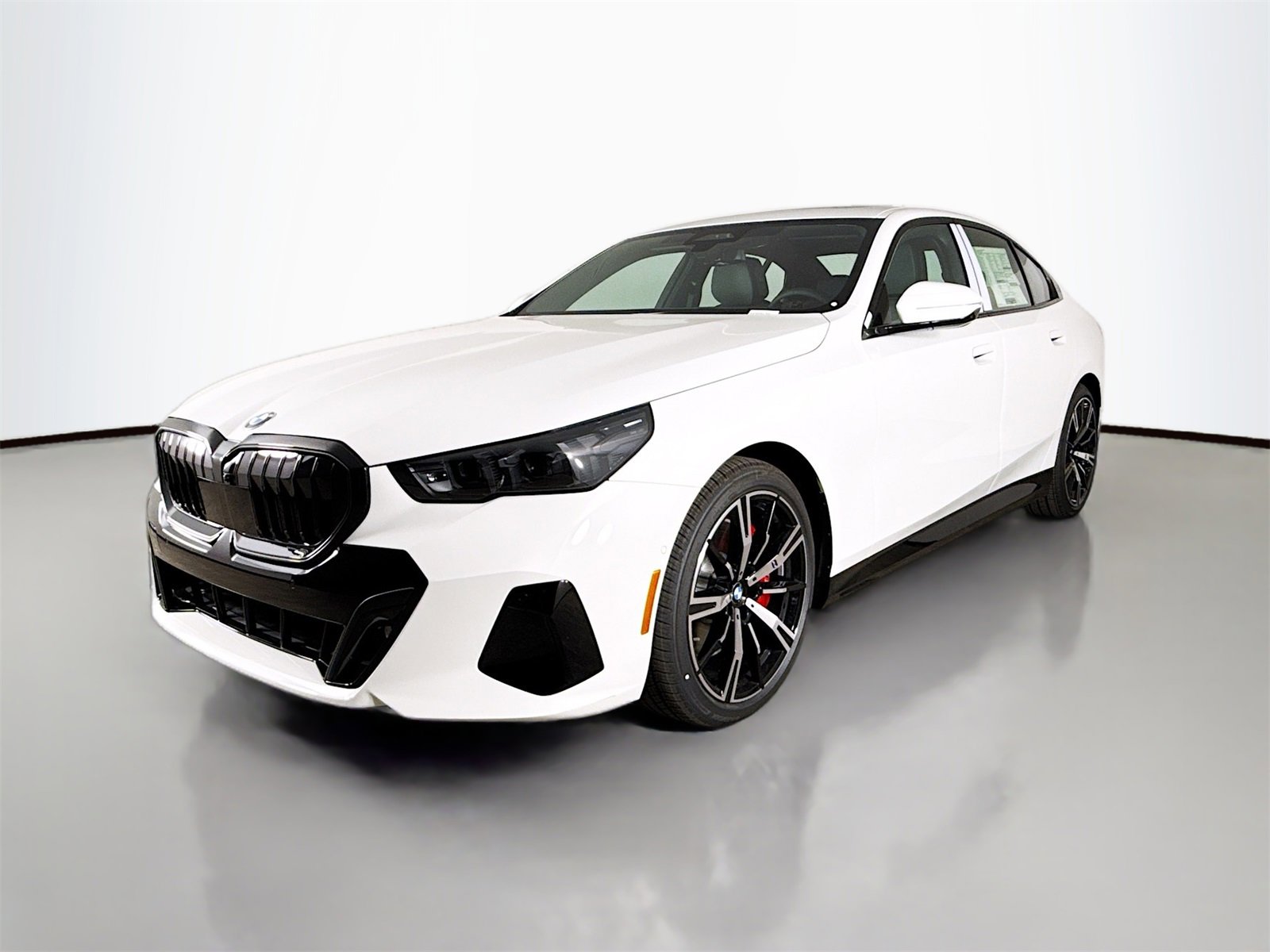 New 2026 BMW 540i xDrive w/ M Sport Package image 3