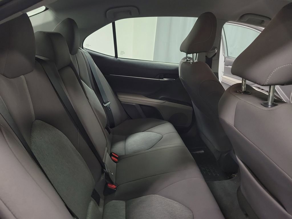 Used 2023 Toyota Camry LE image 21