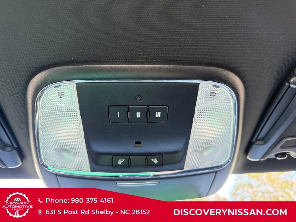 Used 2017 Dodge Charger R/T w/ Plus Group image 27