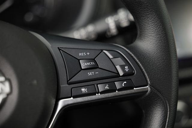Used 2024 Nissan Kicks SV FWD image 33