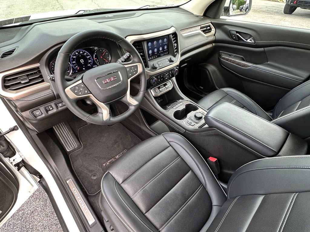 Used 2023 GMC Acadia Denali w/ Denali Ultimate Package AWD/4WD image 20