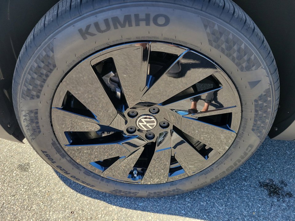 New 2026 Volkswagen Atlas SE image 22