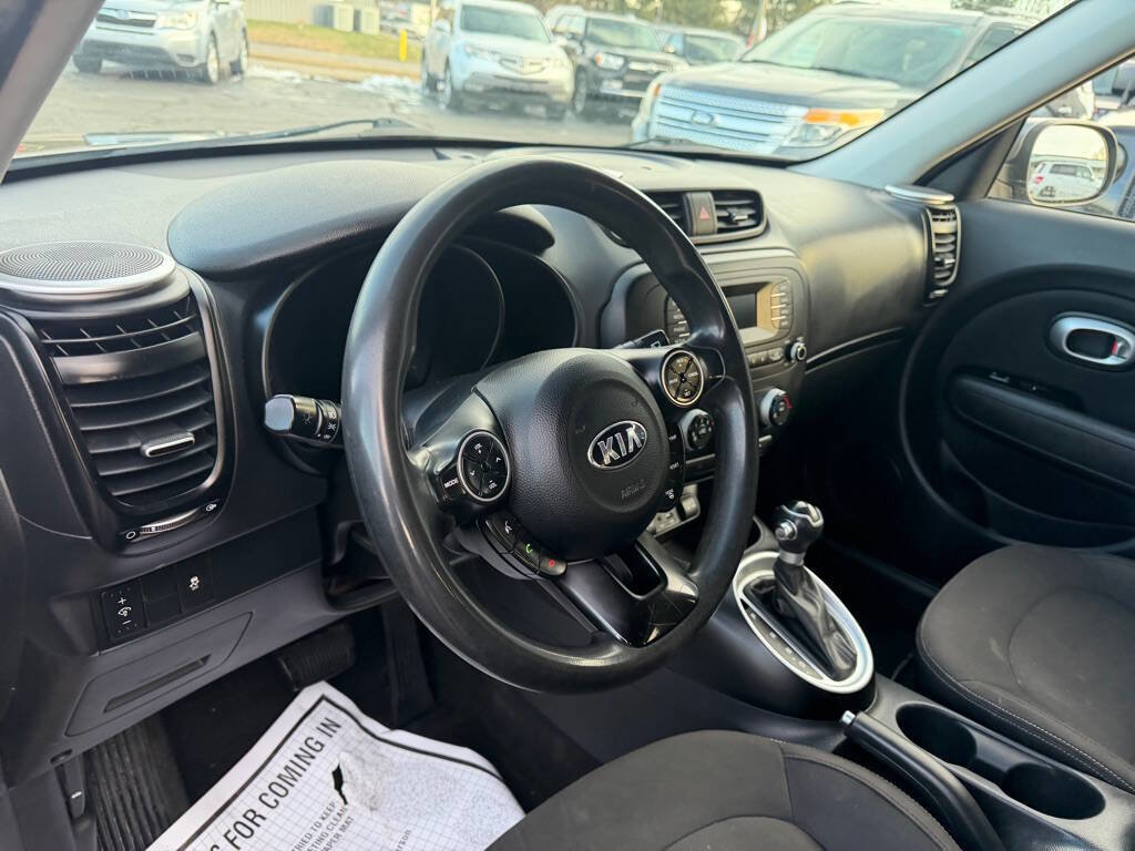Used 2015 Kia Soul image 13