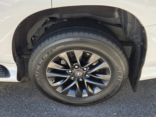 Used 2022 Lexus GX 460 w/ Black Line Special Edition AWD/4WD image 5