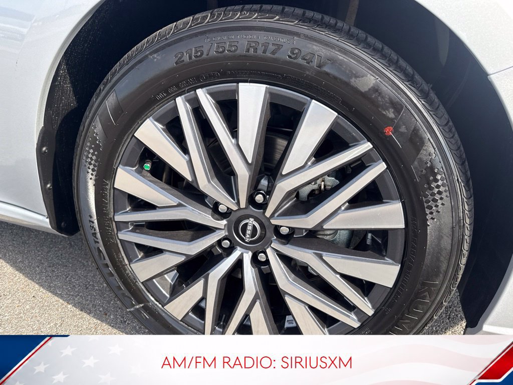 Used 2026 Nissan Altima 2.5 SV FWD image 2
