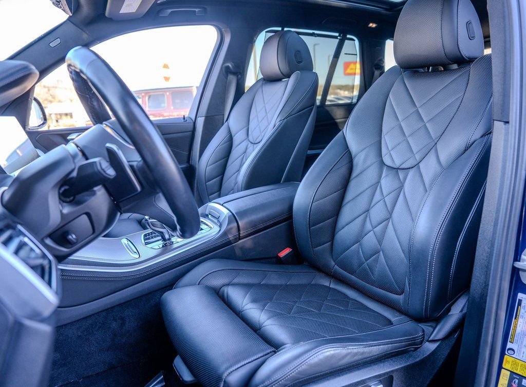 Used 2023 BMW X5 xDrive45e w/ Executive Package image 19