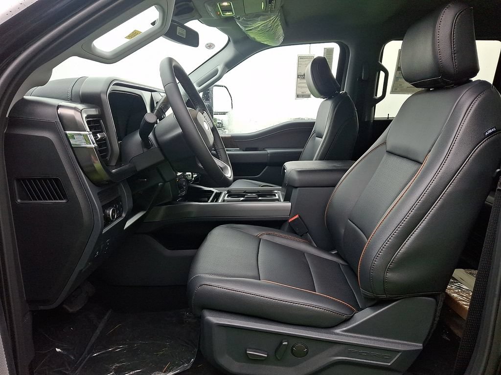 New 2026 Ford F250 Lariat w/ Black Appearance Package AWD/4WD image 9