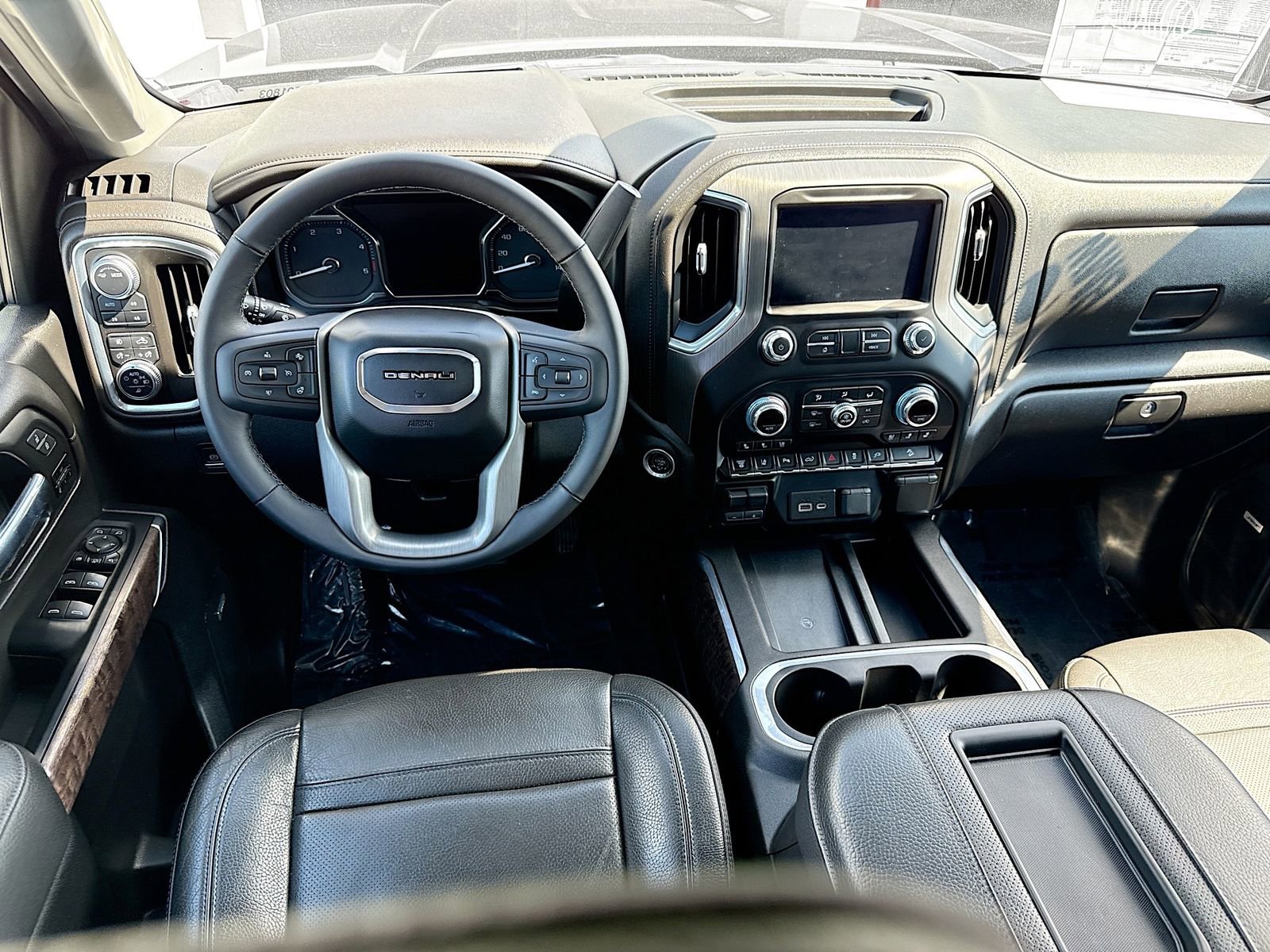 Used 2022 GMC Sierra 2500 Denali w/ Technology Package image 24