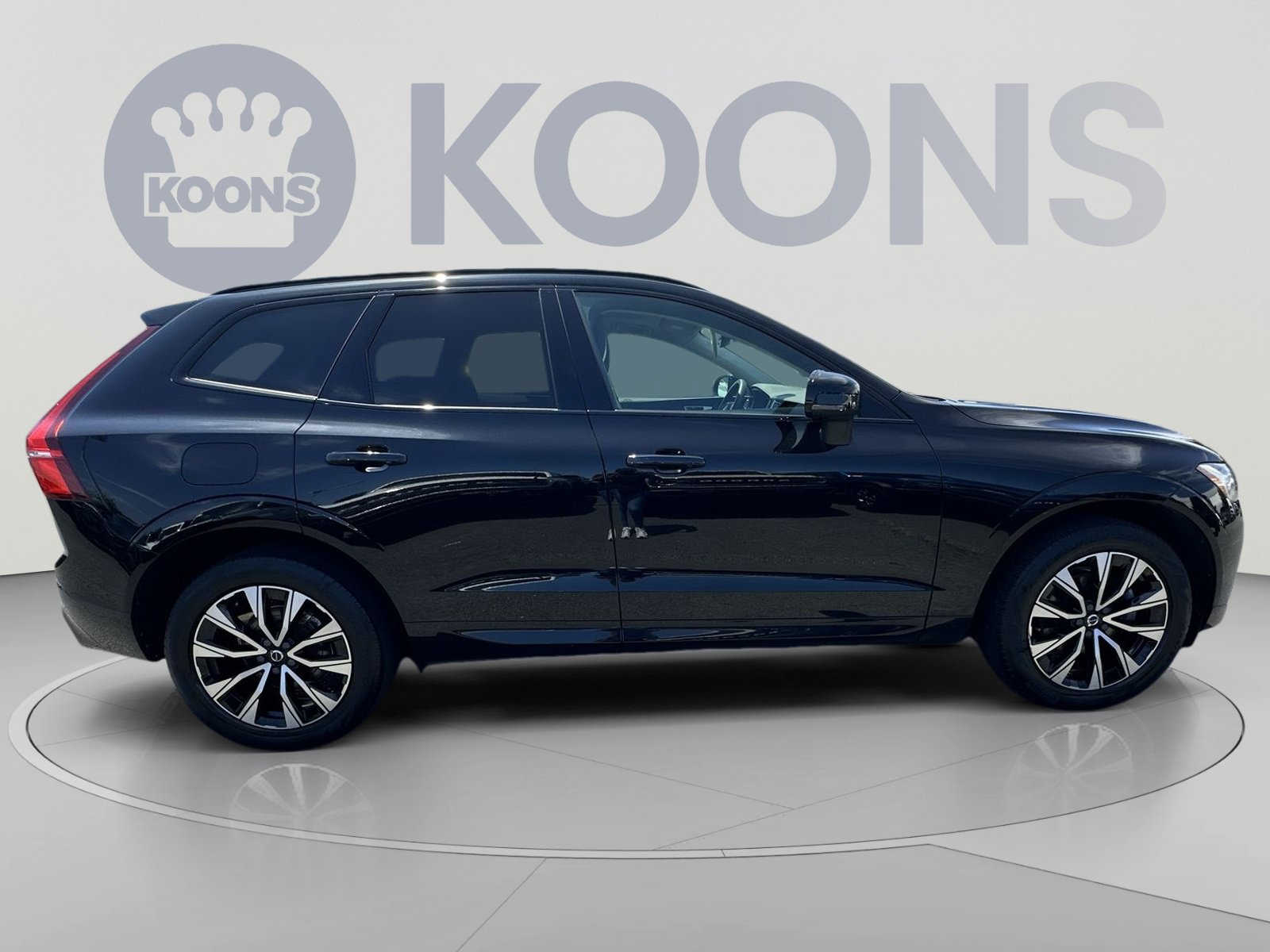 Used 2024 Volvo XC60 B5 Core w/ Climate Package AWD/4WD image 12