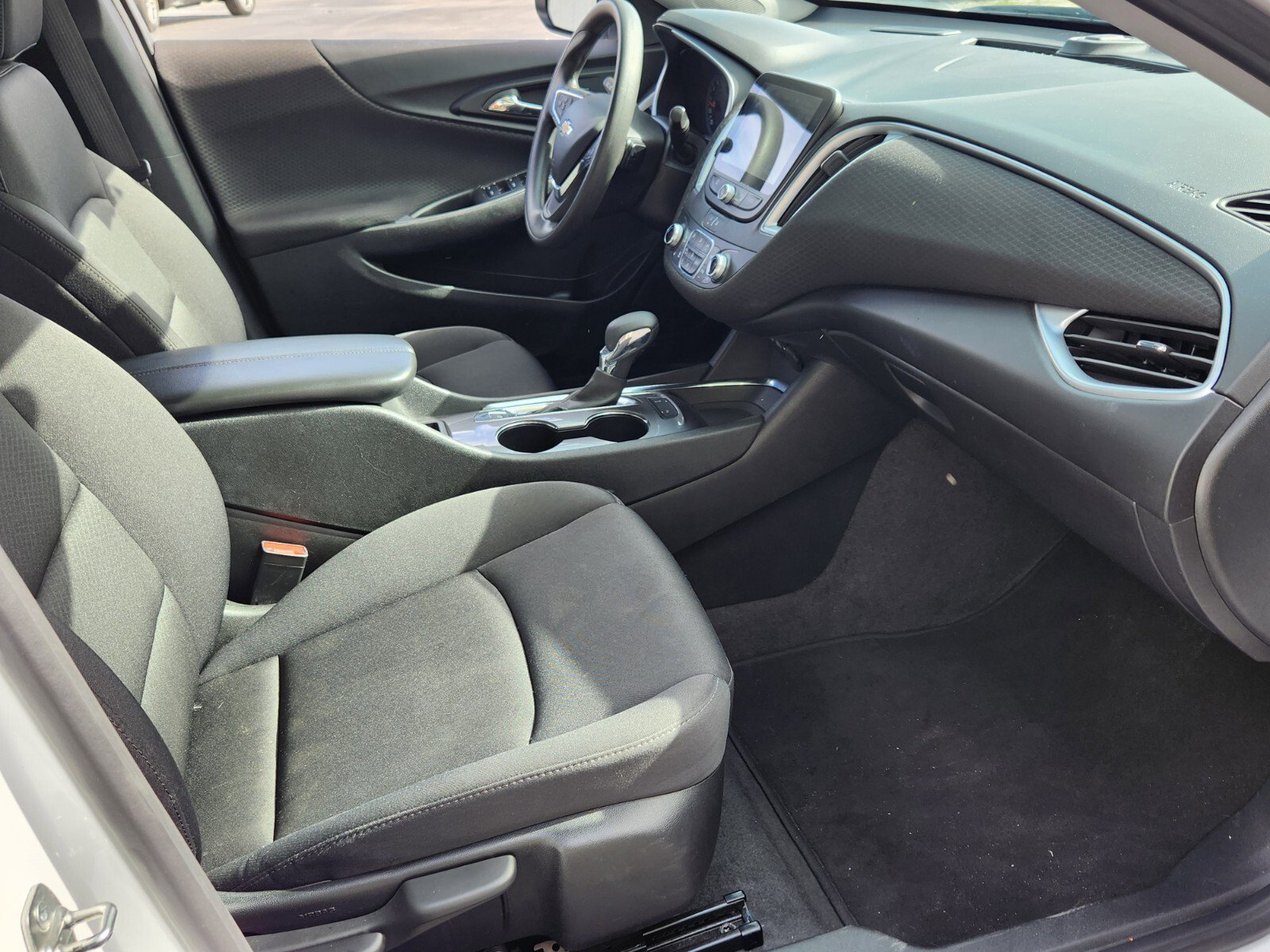 Used 2024 Chevrolet Malibu LT image 11