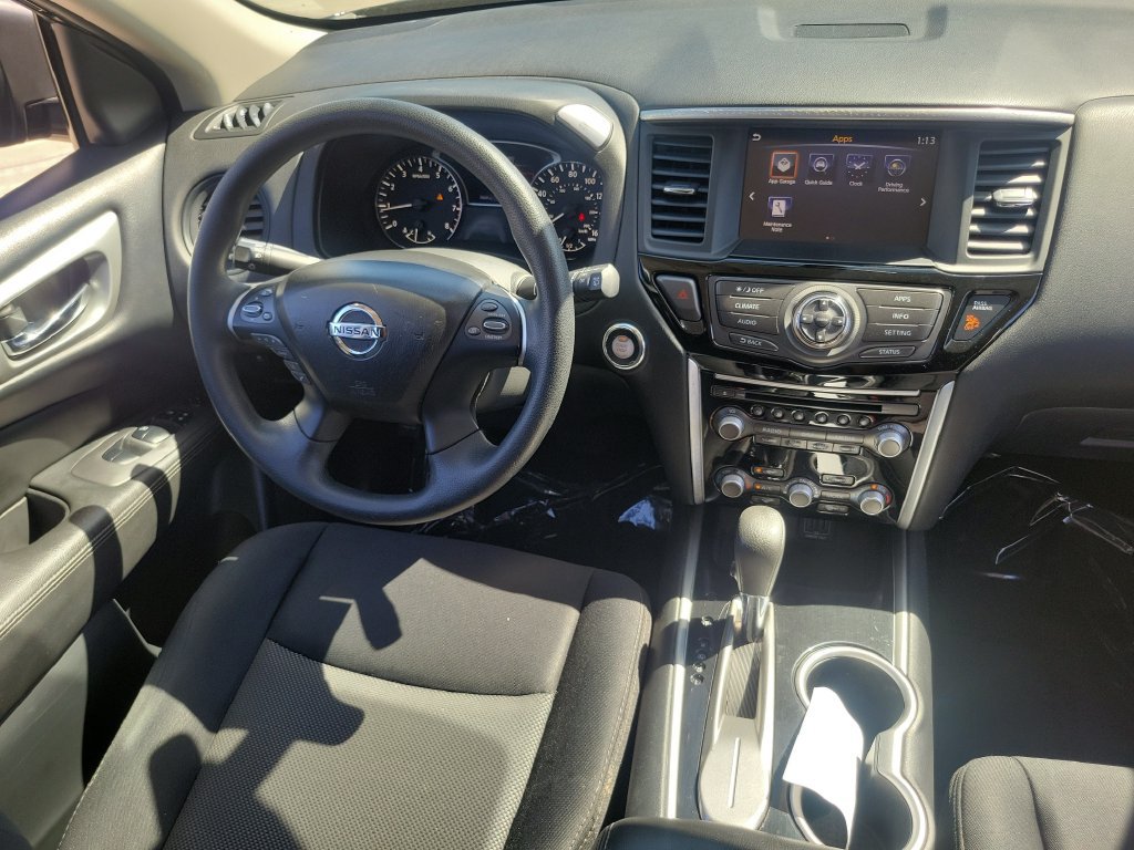 Used 2018 Nissan Pathfinder S FWD image 11