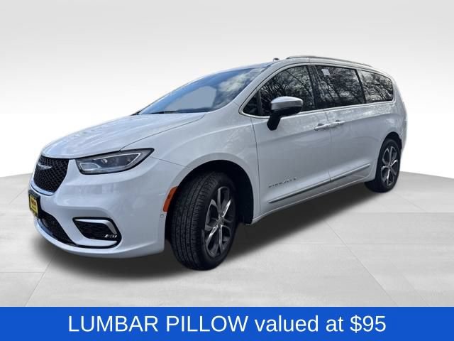 New 2026 Chrysler Pacifica Pinnacle AWD/4WD image 3