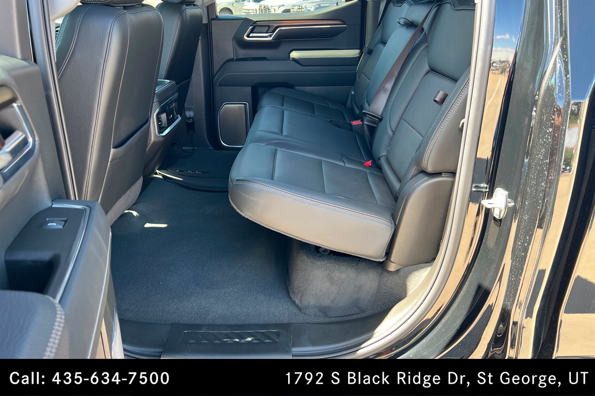 Used 2025 GMC Sierra 1500 Denali w/ Denali Reserve Package AWD/4WD image 21