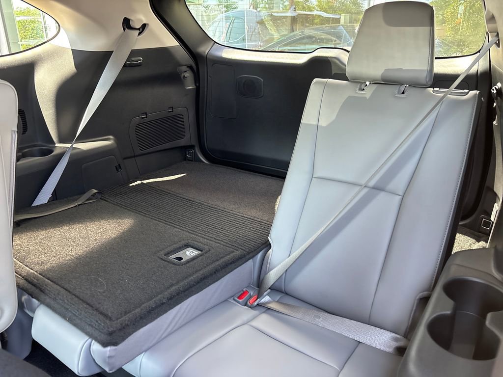 New 2026 Toyota Highlander Limited image 30