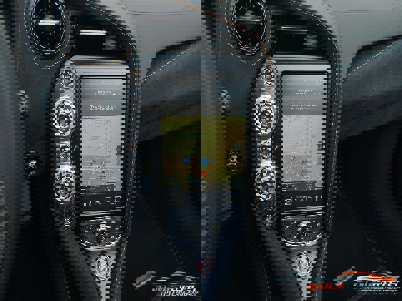 Used 2022 McLaren 720S Performance image 19