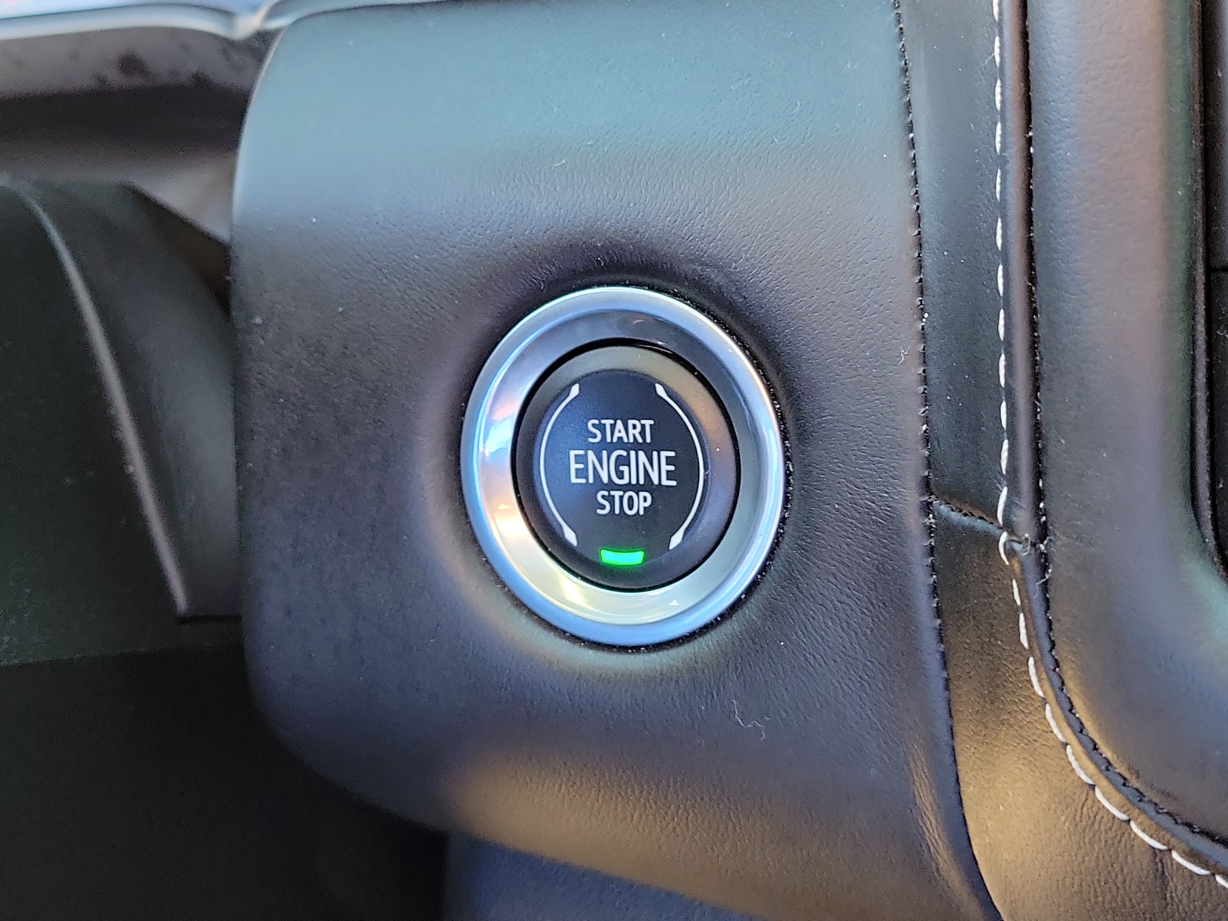 Used 2023 GMC Yukon Denali Ultimate image 30